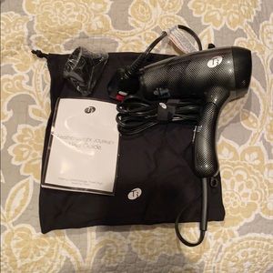 T3 journey compact hair dryer